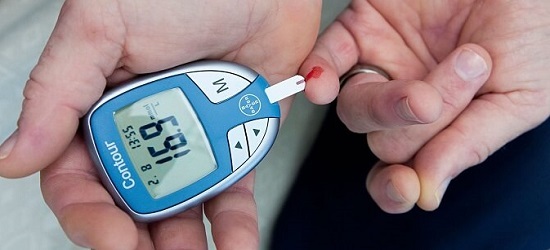 Низкий уровень сахара в крови при диабете (гипогликемия)
